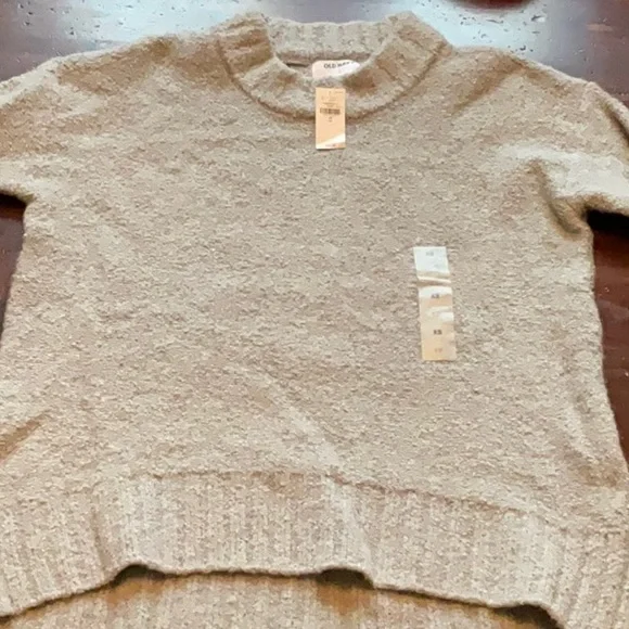 Sweater - Picture 1 of 4